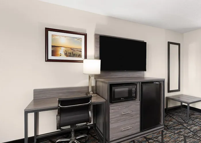 Baymont By Wyndham Richburg - Chester Area