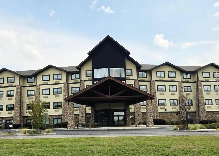 Comfort Inn & Suites Near Lake Guntersville