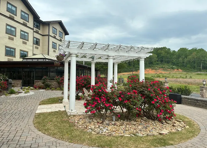 Comfort Inn & Suites Near Lake Guntersville