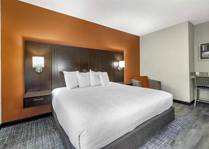 Best Western Plus Lee'S Summit Hotel & Suites