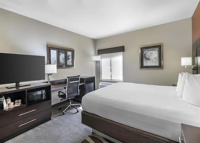 Best Western Plus Lee'S Summit Hotel & Suites