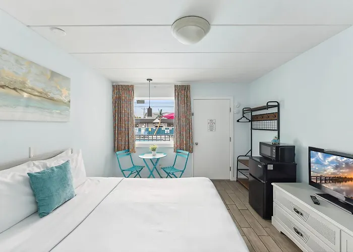 Daytona Inn And Suites