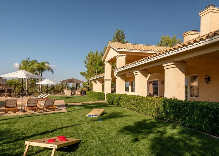 Vineyard View By Fieldtrip 8 Bd With Infinity Pool Hot Tub Games
