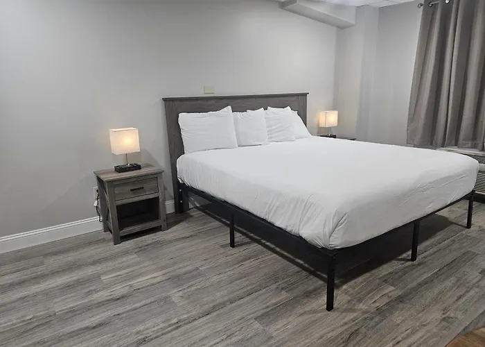 Otter Creek Inn