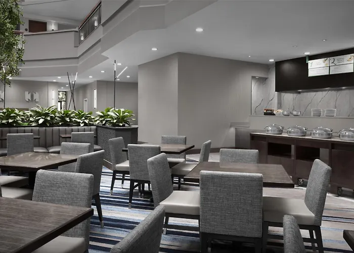Embassy Suites By Hilton Dallas Near The Galleria