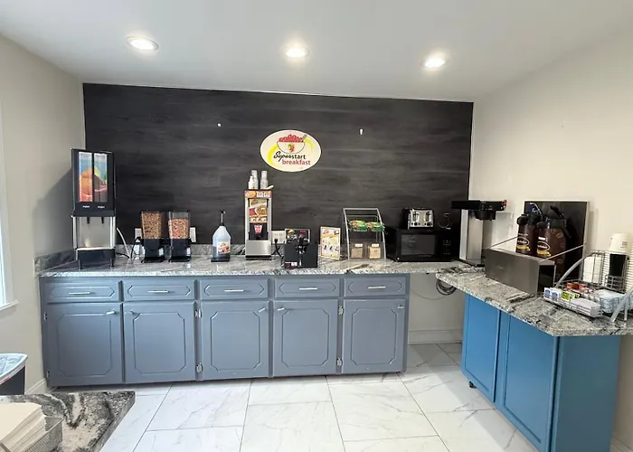 Super 8 By Wyndham Monticello Ar
