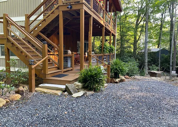Beech Creek Cabin, Lower Unit, Black Mountain