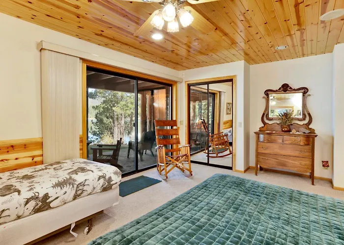 Eagle Point Lake House #2471