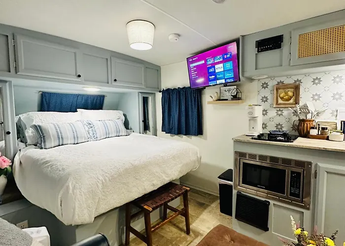 Starlight Retreat Rv