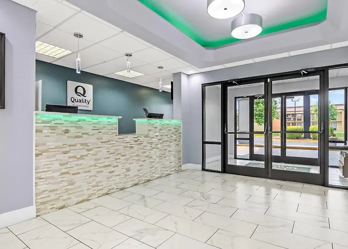 Quality Inn Oak Grove Fort Campbell