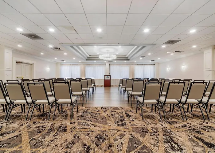 Clarion Hotel & Conference Center Toms River