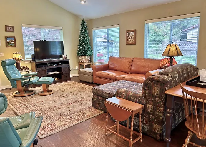 Bigfork Lake Getaway