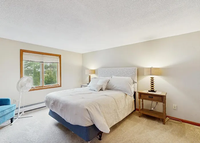 North Conway Townhouse 3H