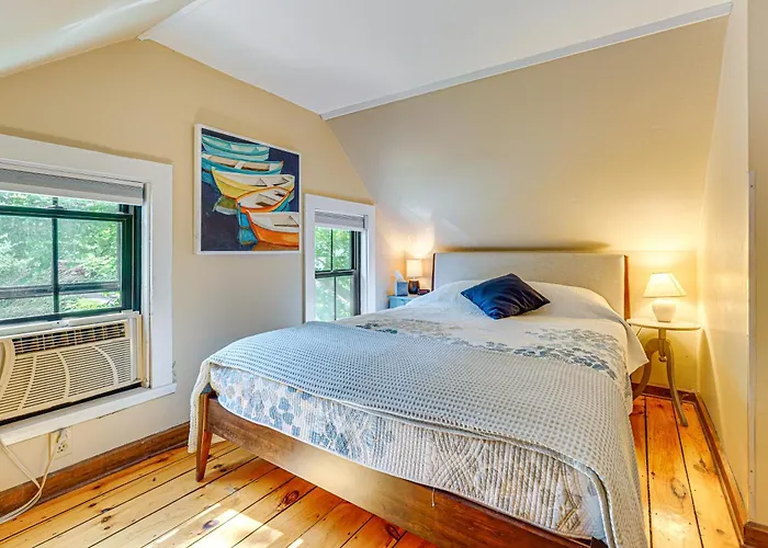 Charming Cottage W/ Patio, Walk To Boothbay Harbor