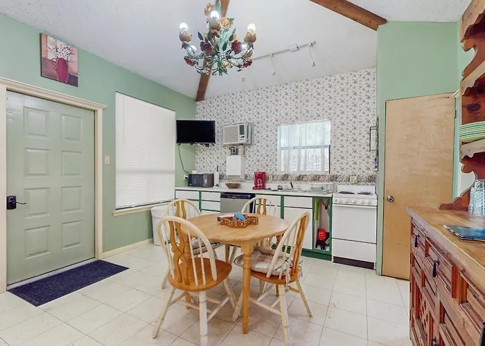 Shamrock Cottage
