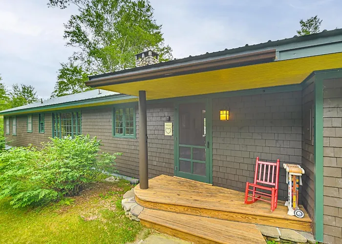 Lakefront Escape W/ Deck & Kayaks In Lovell!