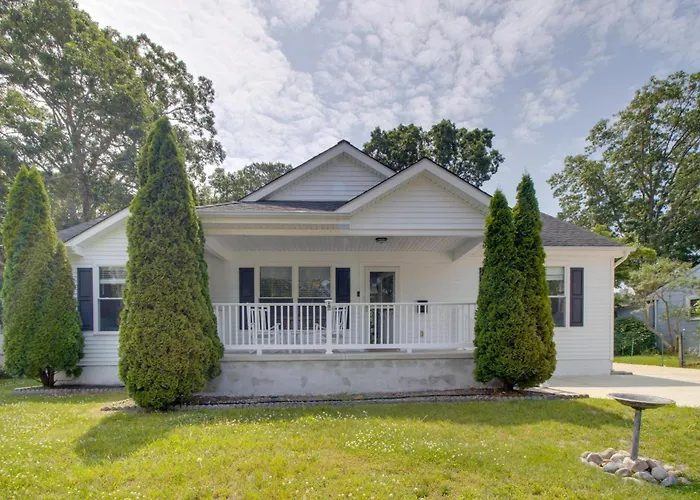 Family Home W/ Pool! 5 Mi To Ocean City Beach