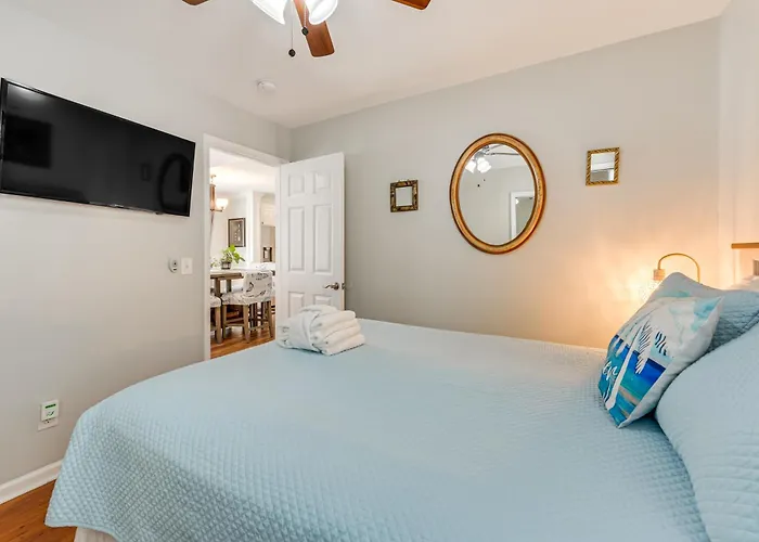 Bluffton Getaway W/ Fenced Yard: 7 Mi To Beach!