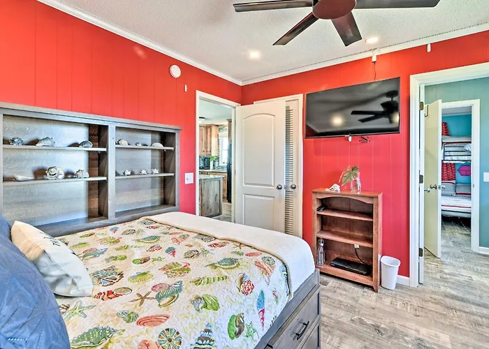 Ocean-View Family Beach House | Sleeps 10