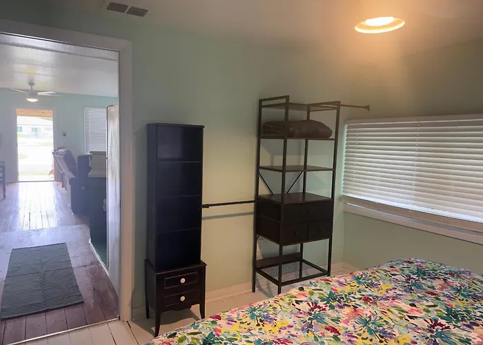 Nature Coast Inn & Cottages