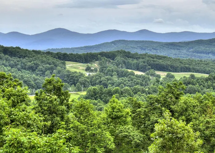 Gorgeous Views, Pool Table, & More! - Honey Hill