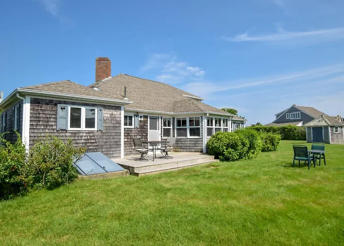 Steps To Nauset Beach Private Yard