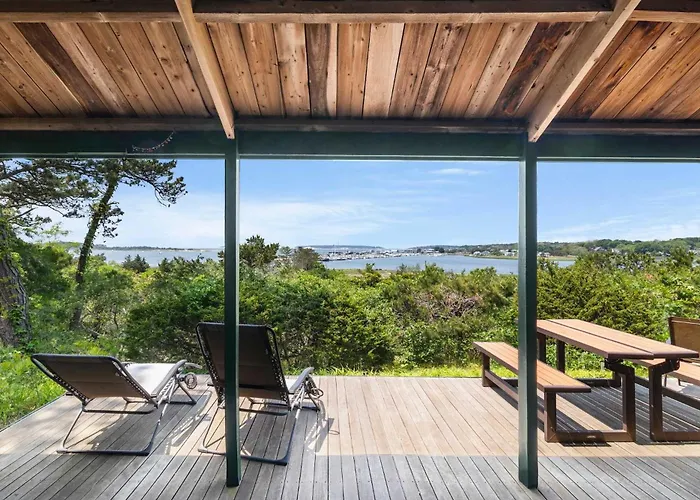 Stunning Water Views Sleeps 14