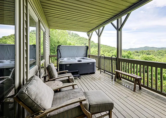 Water Views! Group-Friendly Lake Glenville Home