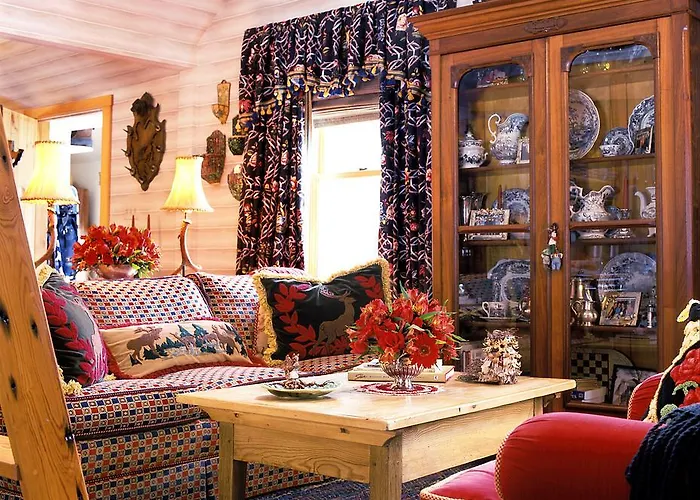 Goldilocks Cabin