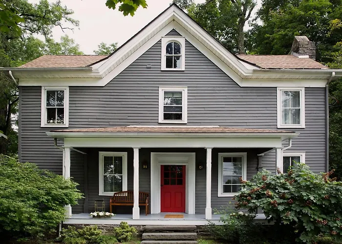 Hasbrouck House