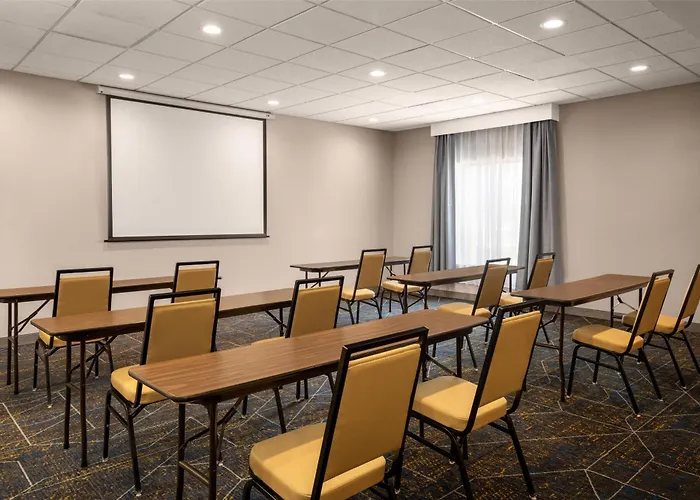 Hampton Inn & Suites Moline-Quad City Int'L Aprt