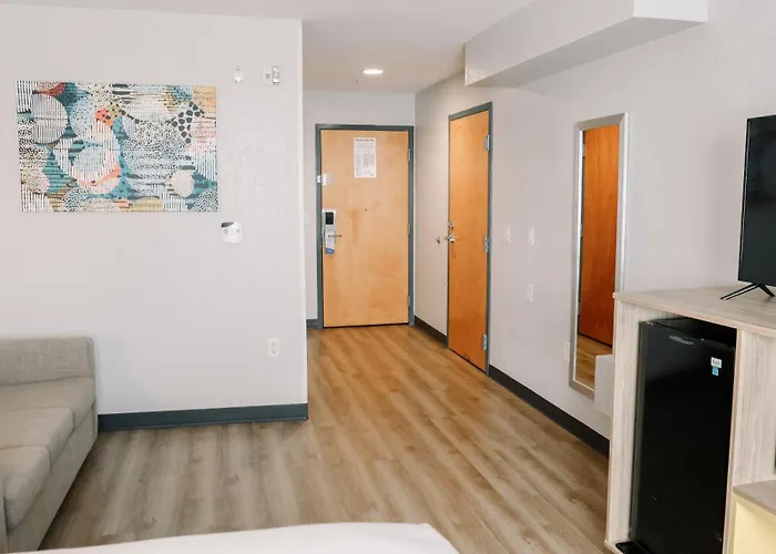 Microtel Inn & Suites By Wyndham Gulf Shores