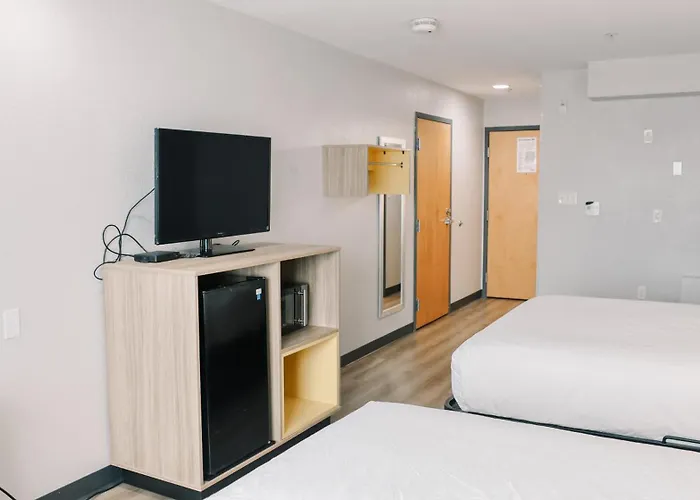 Microtel Inn & Suites By Wyndham Gulf Shores