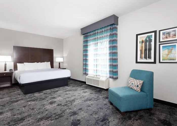 La Quinta By Wyndham Columbus - Edinburgh