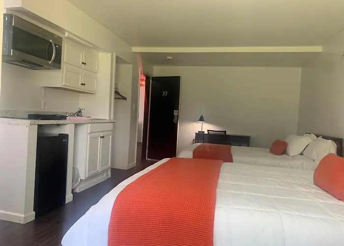 Gatehouse Motel