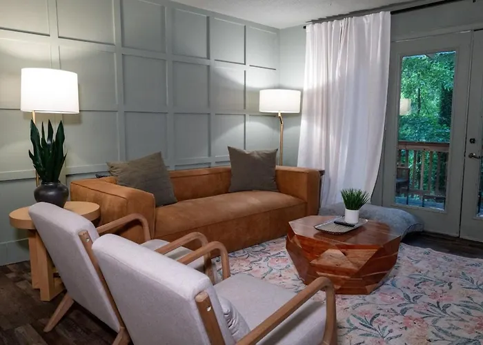 Idlewood Townhomes 3Beds Apt 3
