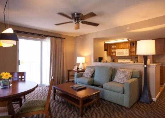 Club Wyndham At Waikiki Beach Walk