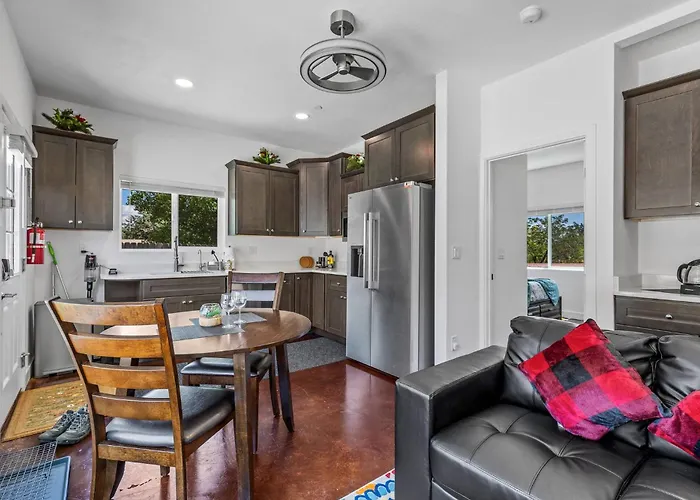 Bell Rock Suite - Unit B - Red Rock Retreat