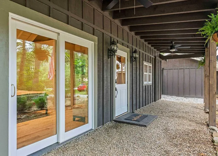 Cashiers Hideaway