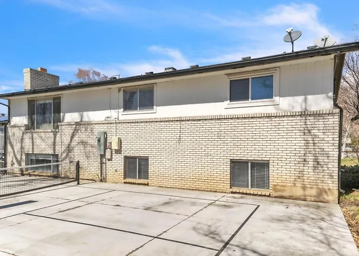 Awesome House Near Byu With Lots Of Amenities
