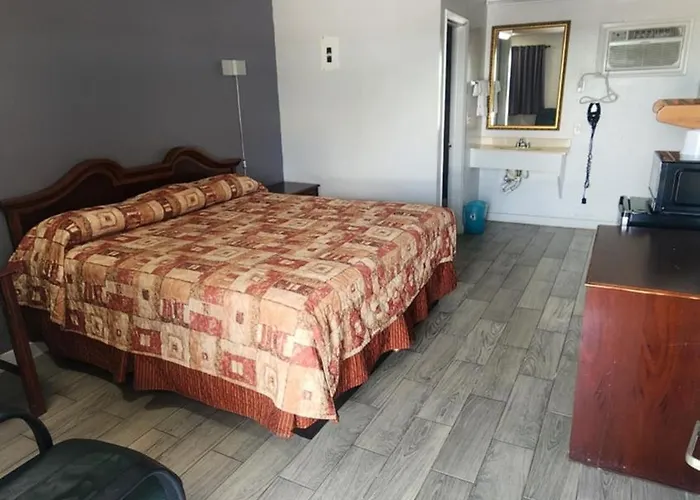 Economy Inn