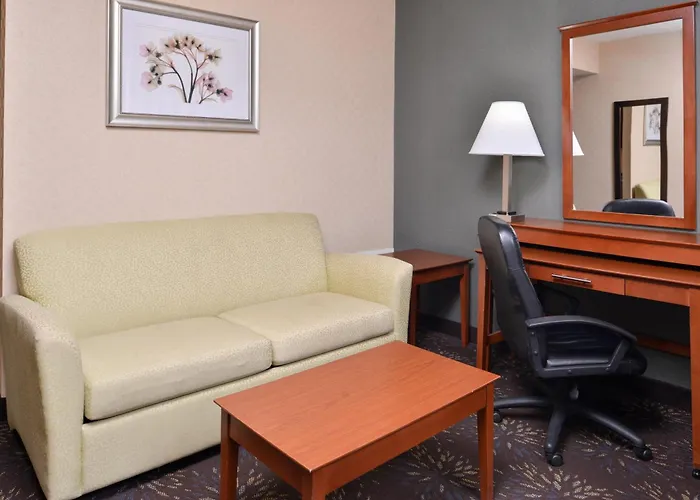 Holiday Inn Express Hotel & Suites West Chester By Ihg