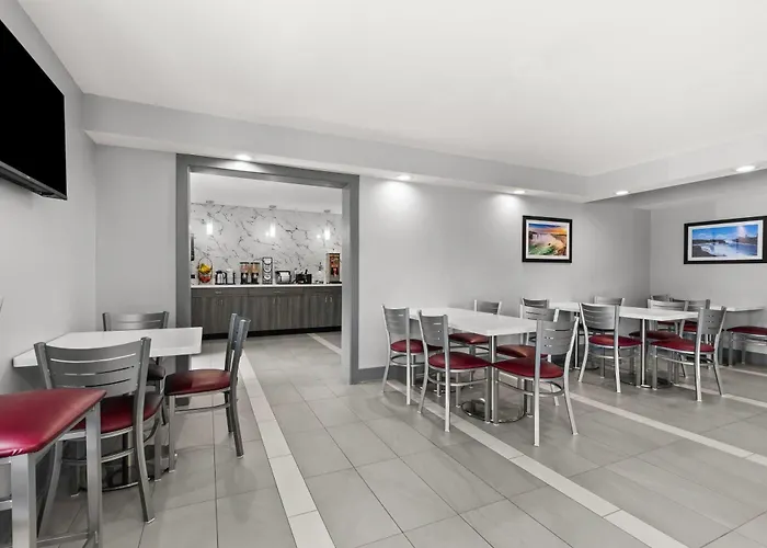 Baymont By Wyndham Batavia - Darien Lake