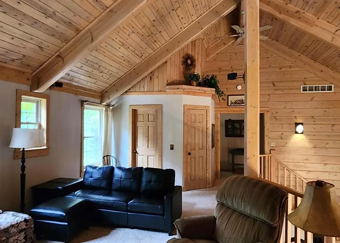 River Bend Escape By Leavetown Vacations