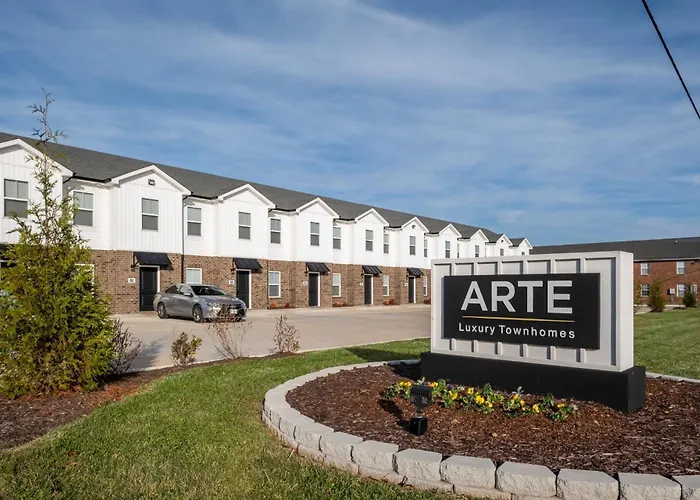 Arte Luxury Townhomes K3 I Comfy 2 Bed 25 Bath