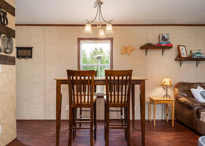 Zig Zag Retreat, Cozy, Pet-Friendly Escape Near Lakes, And Rocky Mountain National Park