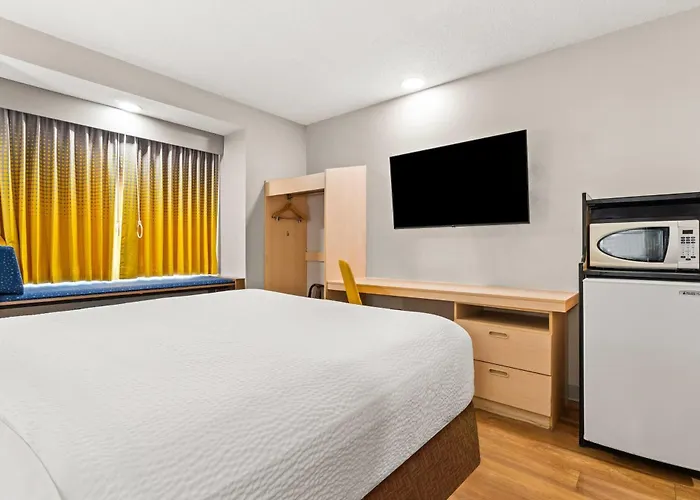 Microtel Inn And Suites - Salisbury