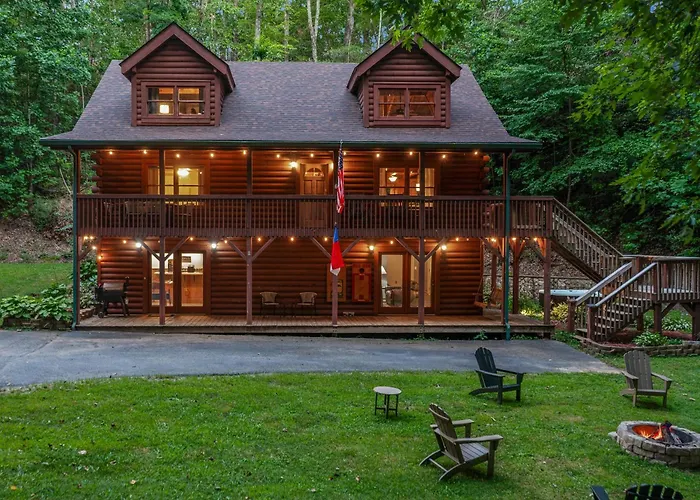 3 Miles Off I-40 Hot Tub-Fire Pit-Wifi-Fireplace Better Than A Hotel!
