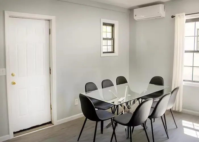 Modern 3 Bed House In Black Rock