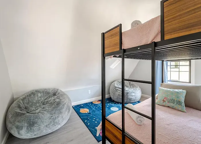 Modern 3 Bed House In Black Rock